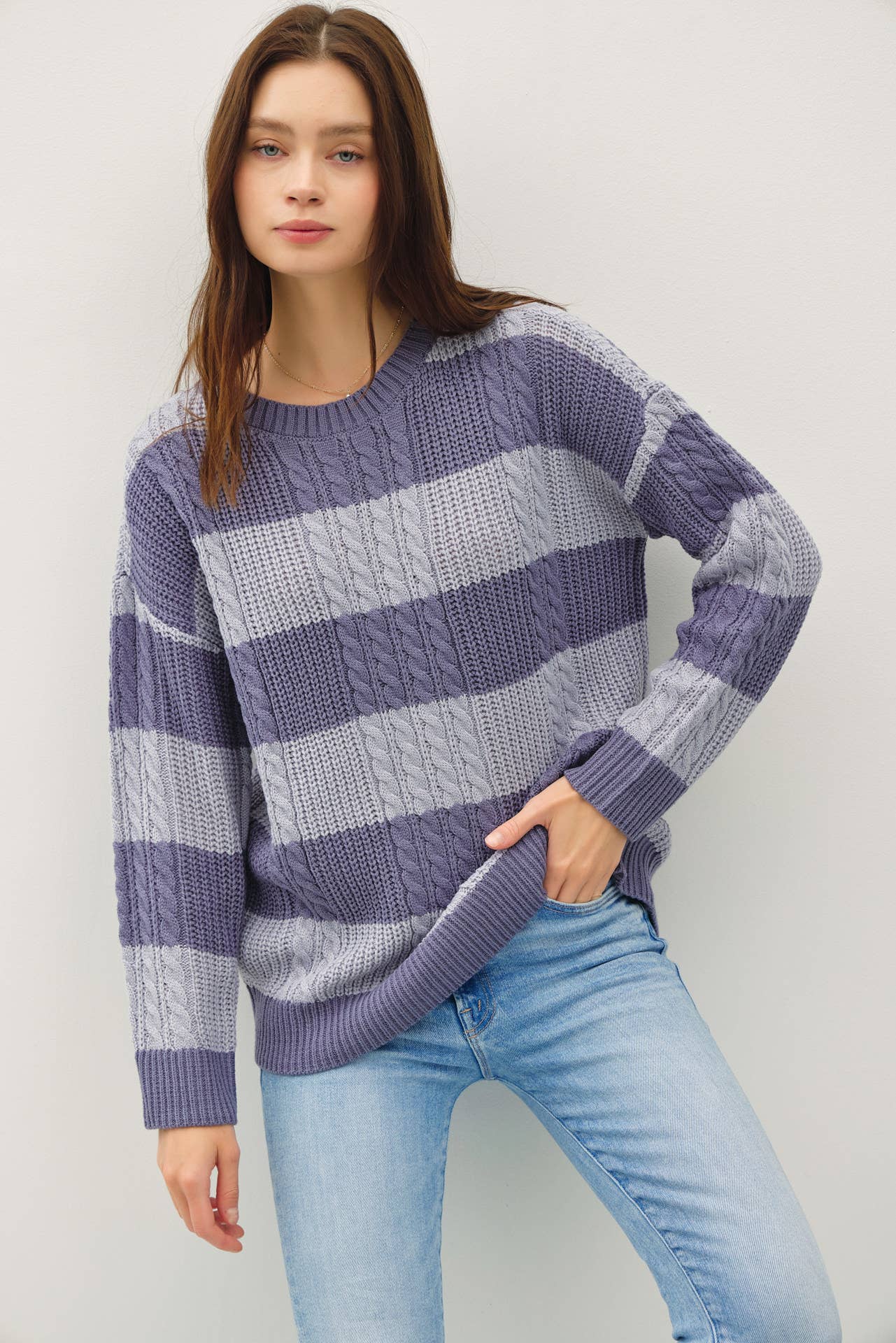 STRIPED CABLE KNIT CREW NECK SWEATER