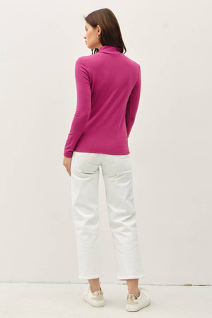 TURTLE NECK KNIT TOP