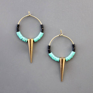 MDSE02 Green vulcanite and brass spike hoop earrings