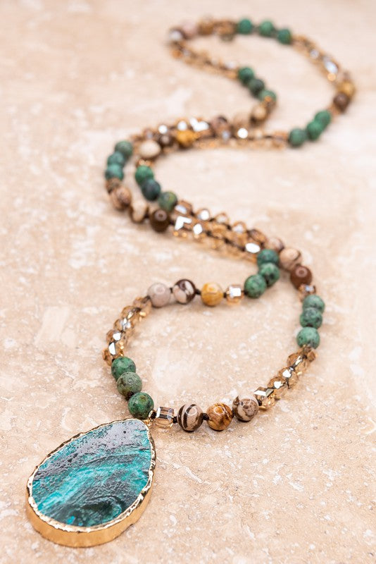 In Venus Teardrop Necklace