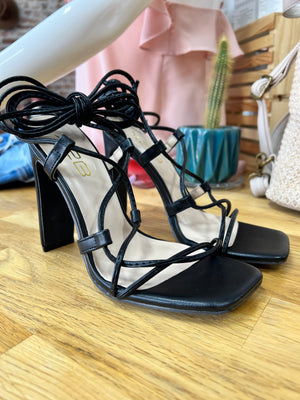 Miss Me Black Sandal